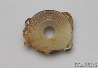 图片[2]-Jade ornament with beast pattern, early to mid-Western Han dynasty, 206-74 BCE-China Archive